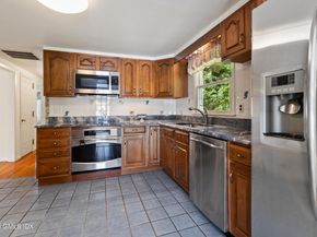 17 Cornwall Road, Norwalk CT 06850