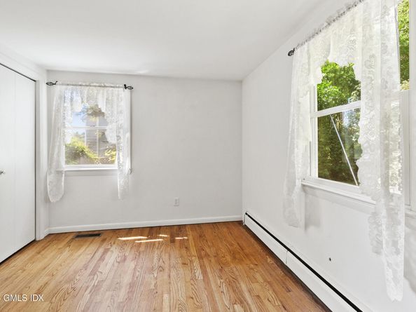 17 Cornwall Road, Norwalk CT 06850