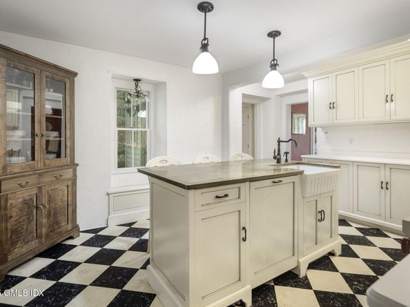 180 Summer Street, New Canaan CT 06840