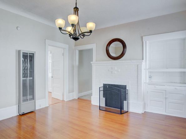 69 Echo Avenue, Oakland CA 94611