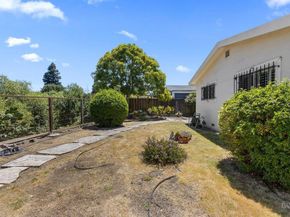 2560 Fraser Court, Pinole CA 94564