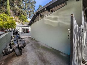 7810 Sanford Street, Oakland CA 94605