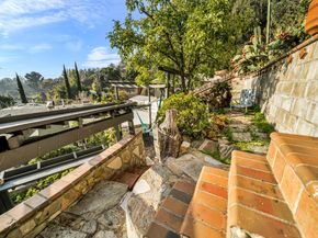 7810 Sanford Street, Oakland CA 94605