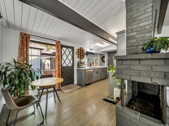 7810 Sanford Street, Oakland CA 94605