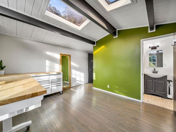 7810 Sanford Street, Oakland CA 94605