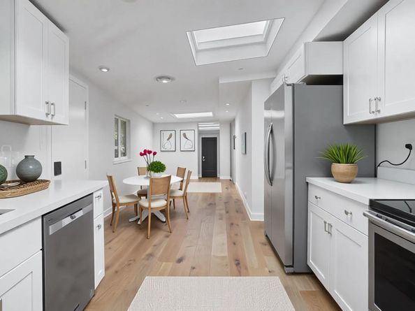 3330 Monterey Boulevard, Oakland CA 94602