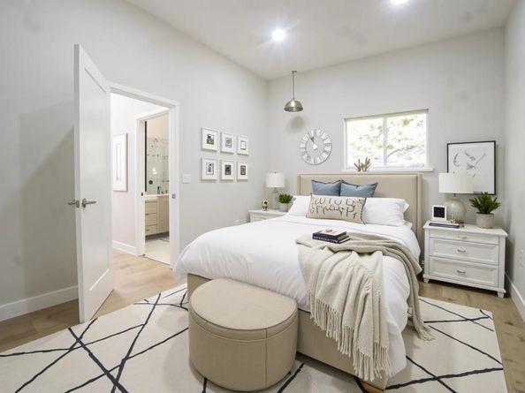 3330 Monterey Boulevard, Oakland CA 94602