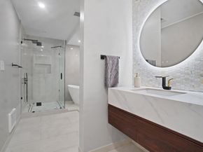 3330 Monterey Boulevard, Oakland CA 94602