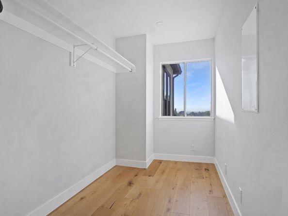 3330 Monterey Boulevard, Oakland CA 94602