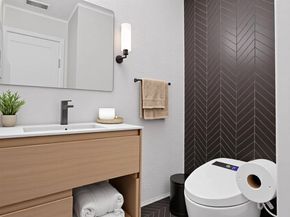 3330 Monterey Boulevard, Oakland CA 94602