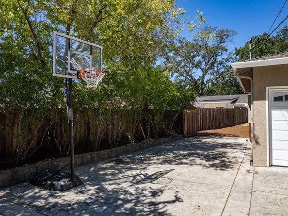 1651 Green Valley Road, Danville CA 94526
