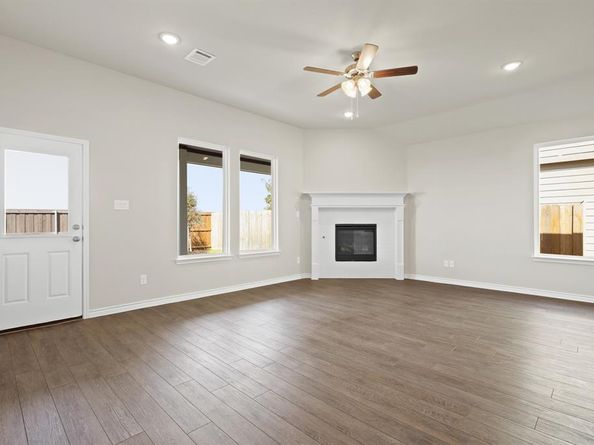 9244  Kansas Pacific Drive , Fort Worth Texas 76036