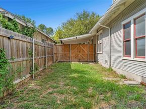 1014 W Arlington Avenue , Fort Worth Texas 76110