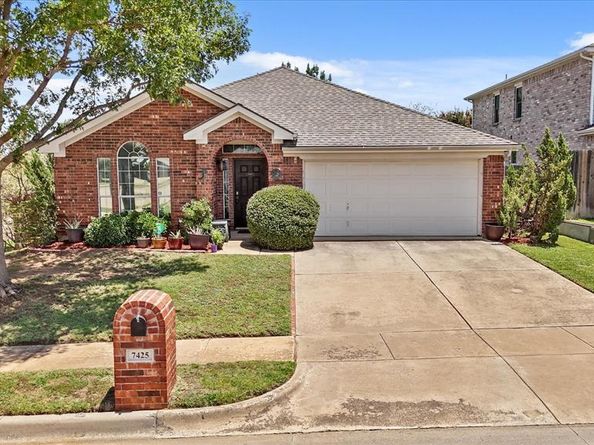7425  Grass Valley Trail , Fort Worth Texas 76123