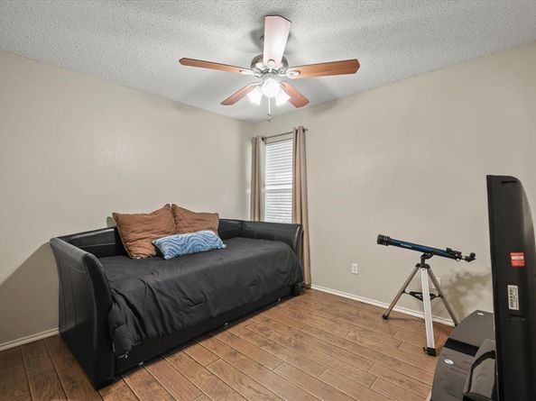 7425  Grass Valley Trail , Fort Worth Texas 76123