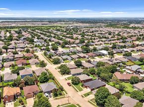 7425  Grass Valley Trail , Fort Worth Texas 76123