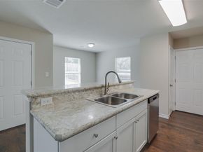 1712  Birdell Street , Fort Worth Texas 76105