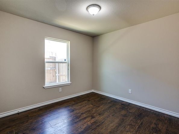 1712  Birdell Street , Fort Worth Texas 76105
