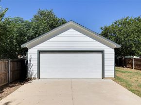 1712  Birdell Street , Fort Worth Texas 76105