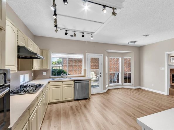 4617  Dusk Meadow Drive , Carrollton Texas 75010