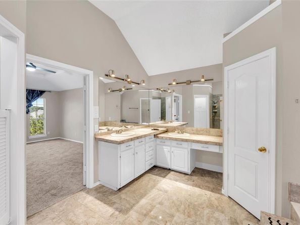 4617  Dusk Meadow Drive , Carrollton Texas 75010