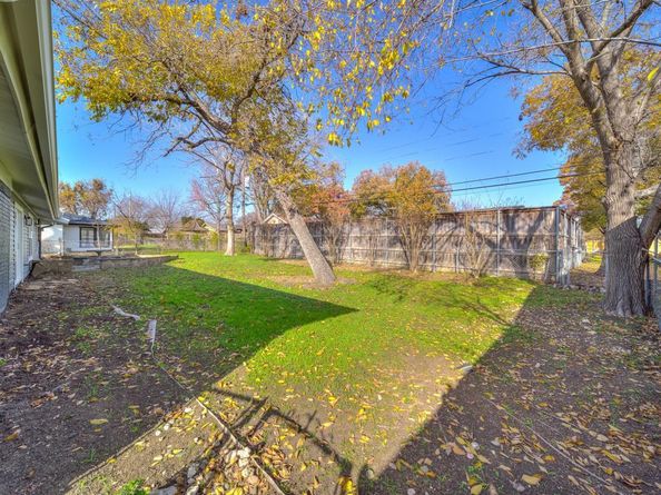 5421  Jerri Lane , Haltom City Texas 76117
