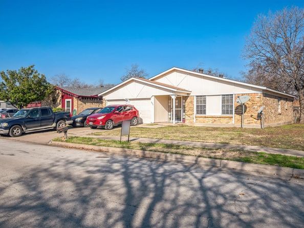 5617  Norris Street , Fort Worth Texas 76119