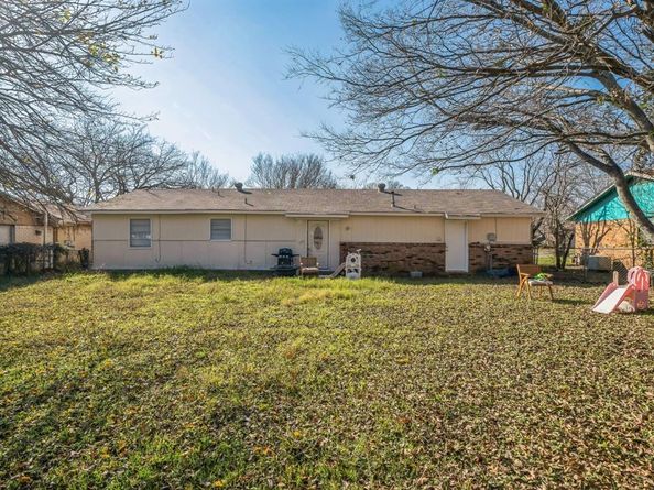 736  Cheltenham Drive , Everman Texas 76140