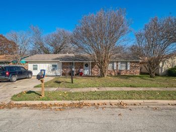 736  Cheltenham Drive 
