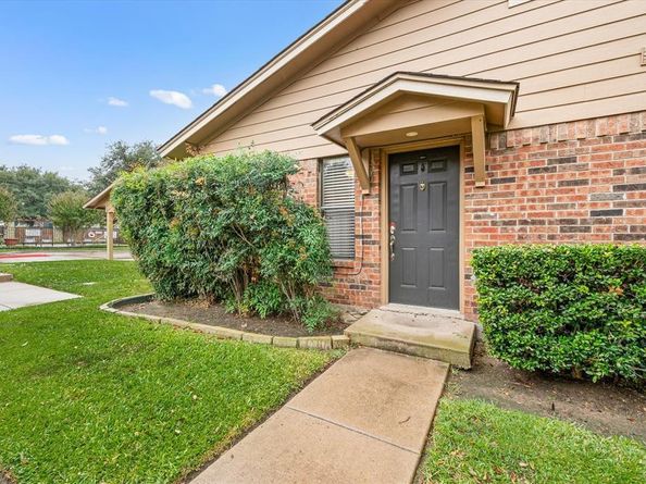 5664  Cedar Creek Drive , Benbrook Texas 76109