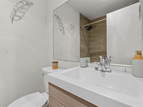 425  Rollingridge Lane , Garland Texas 75043