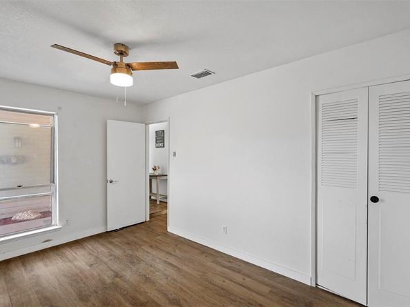 425  Rollingridge Lane , Garland Texas 75043