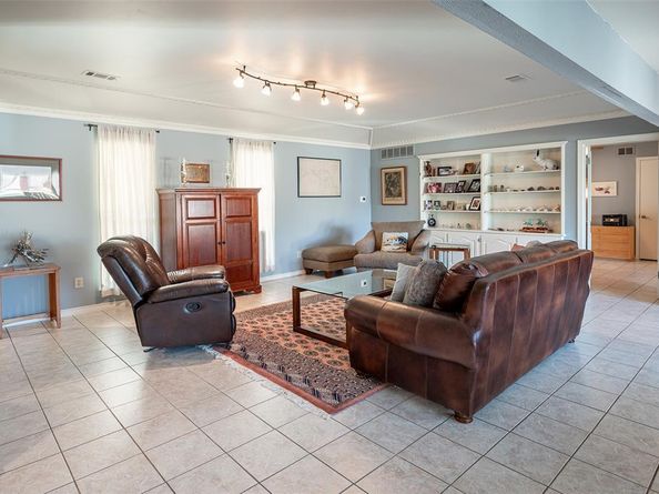 14522  Overview Drive , Dallas Texas 75254