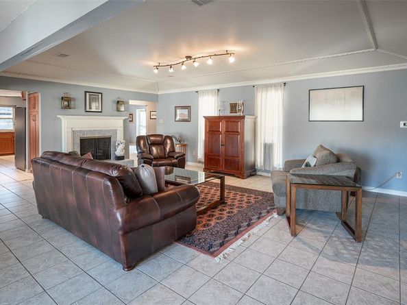 14522  Overview Drive , Dallas Texas 75254