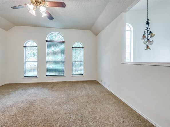 232  Touchdown Drive , Irving Texas 75063
