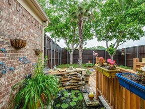 232  Touchdown Drive , Irving Texas 75063