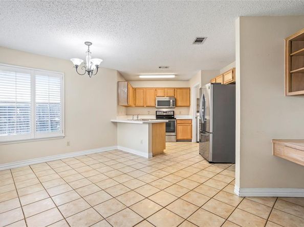 6426  Nicole Way , Arlington Texas 76002