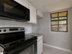 2100  Park Willow Lane  D, Arlington Texas 76011