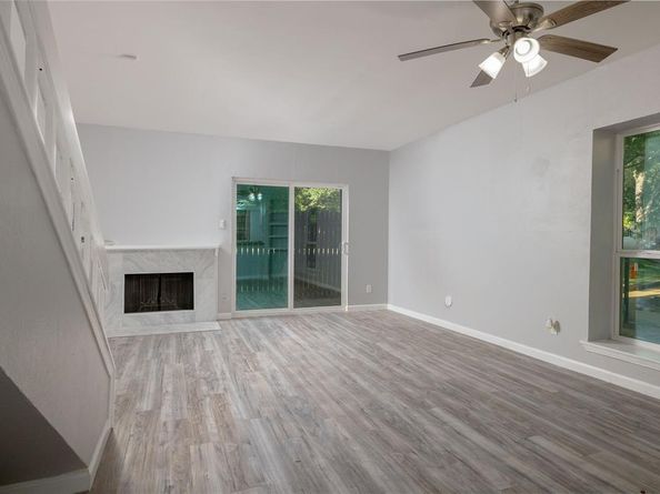 2100  Park Willow Lane  D, Arlington Texas 76011