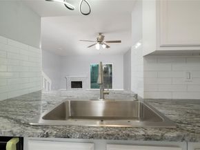 2100  Park Willow Lane  D, Arlington Texas 76011