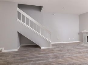 2100  Park Willow Lane  D, Arlington Texas 76011