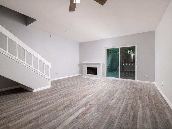 2100  Park Willow Lane  D, Arlington Texas 76011
