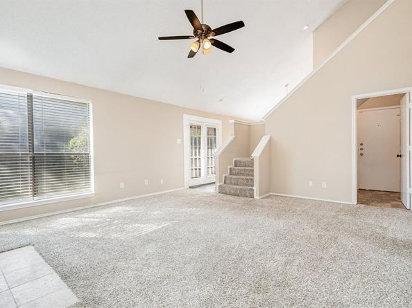 820  Greenridge Drive , Arlington Texas 76017