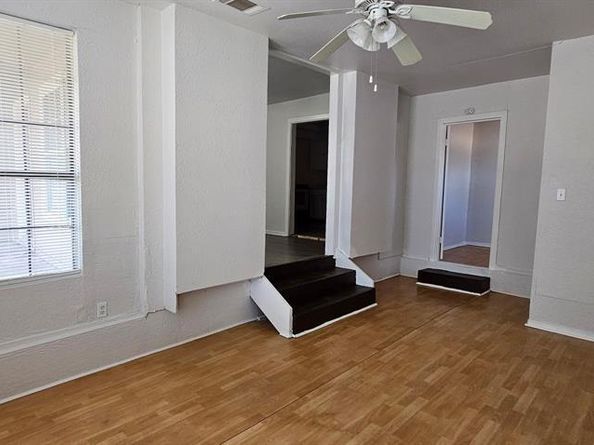 5720  Spencer Street , Forest Hill Texas 76119