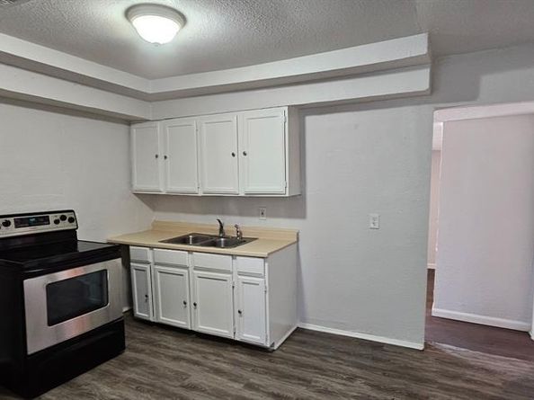 5720  Spencer Street , Forest Hill Texas 76119