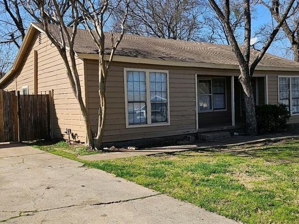 5720  Spencer Street , Forest Hill Texas 76119