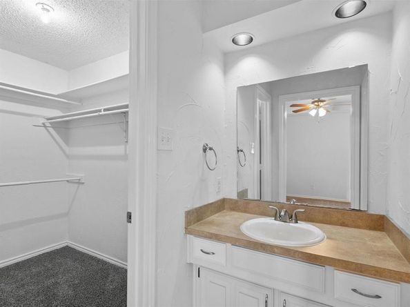 2163  Villa Place  A, Carrollton Texas 75006