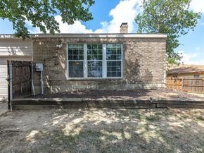 2163  Villa Place  A, Carrollton Texas 75006