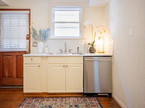 4152  Prescott Avenue , Dallas Texas 75219