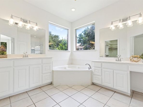 2509  Woodstone Court , Flower Mound Texas 75022